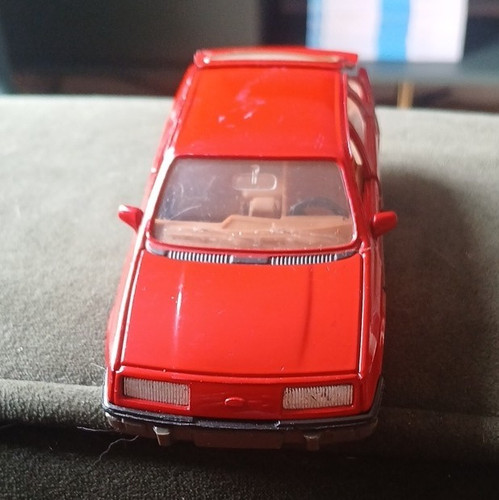 Corgi ford sierra red - corgi,