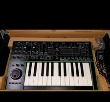 Roland SYSTEM-1 Analog
