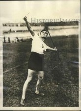 1928 Press Photo Fraulein