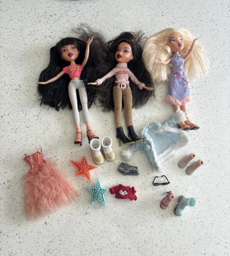 Bratz doll bundle and - bratz,