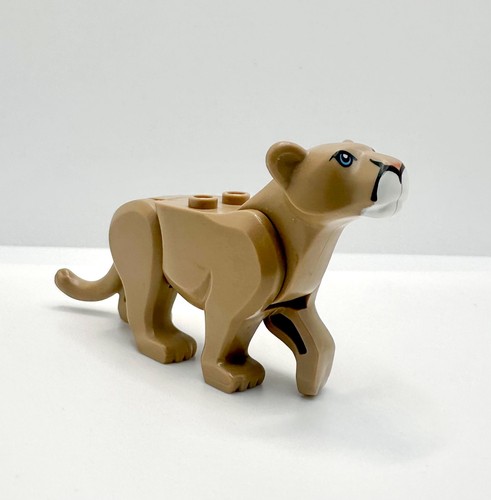 Lego cat mountain - lego, lion
