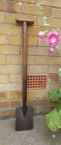 Vintage ladies garden spade - garden,