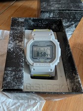 Casio DW-5600MNC-7A8ER Digital