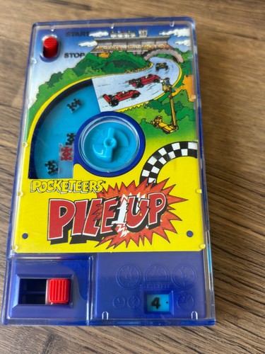 Tomy pocketeers pile up - tomy,