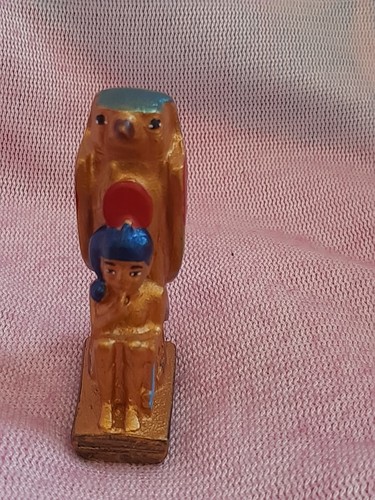 Golden seated horus - golden,