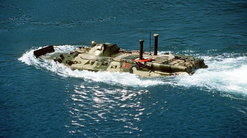 Amphibious apc russian - amphibious,