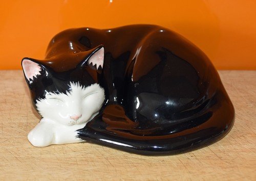 Vintage pottery black - vintage,