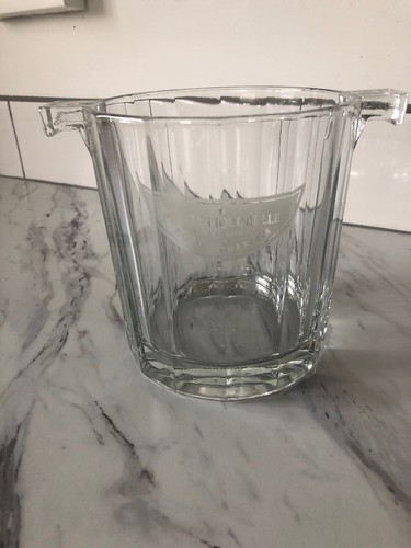 Moet chandon glass petite - &,