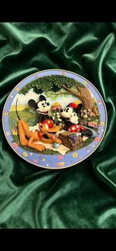 Rare disney collector plate - disney,