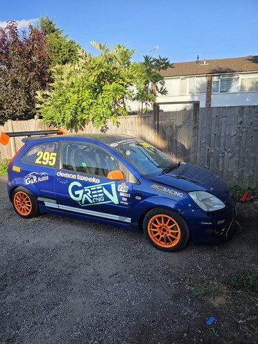 Fiesta st150 race car - race,