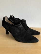 Vtg Chicca Victorian Style Black Suede Ankle Shoe Boots Size UK 6