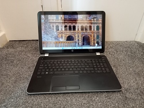 Windows 11 - 15.6",