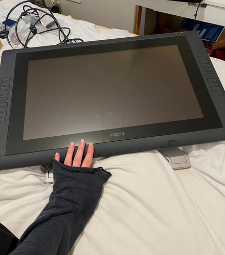 Wacom cintiq 22hd - wacom, touch