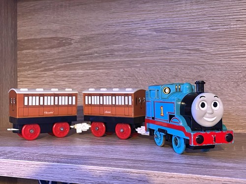 Tomy thomas the tank engine - tomy,