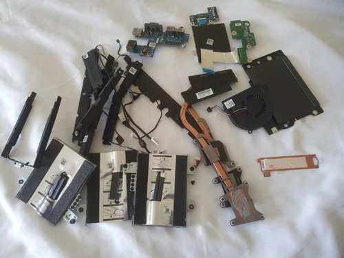 Joblot laptop parts house - parts,