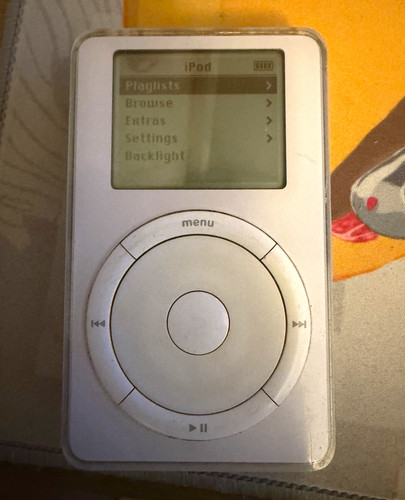 Apple ipod 1st gen 5gb - gen,