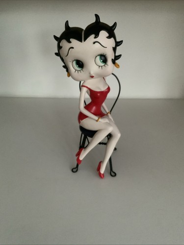 Betty boop red figurine sat - red,