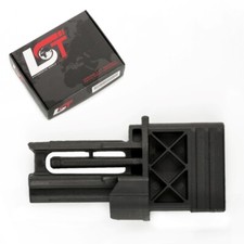 Bracket trunk cover guide