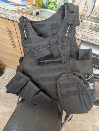 Medium sized stab - stab, vest
