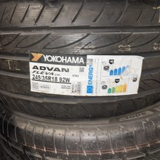 245/35/18 Yokohama Advan Fleva