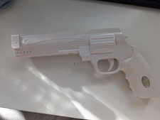 AMS Nintendo Wii Controller Adaptor Big Ben Revolver Hand Gun - Free P&P