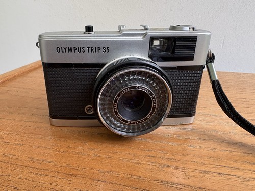 Olympus trip 1981 - olympus,