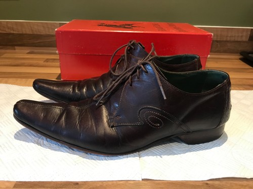 Jeffrey west black line - black,