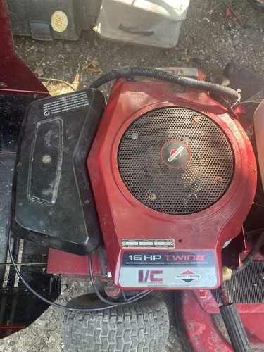 Briggs and stratton 16hp - and,