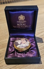 boxed royal Worcester