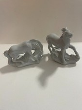 2 x Small Porcelain Horses Ornament Height: 15cm x 17cm