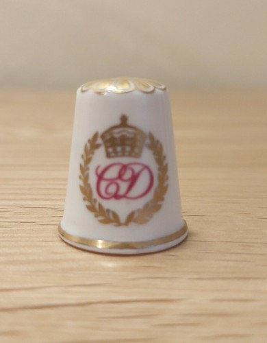Fine bone china spode - bone,