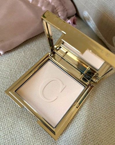 Nib rare chantecaille eclat - rare,
