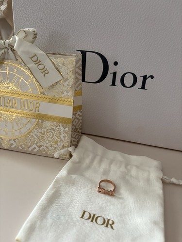 Dior letter ring - letter, gold