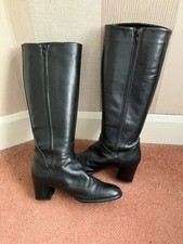 LADIES BLACK LEATHER WINTER BOOTS WITH SIDE ZIP by Jane Shilton