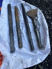 CHISEL TO FIT JCB BEAVER HYDRAULIC BREAKER 32 mm TARMAC CUTTER CHISEL POINT