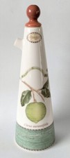 Wedgwood Sarah's Garden Vinegar Pourer