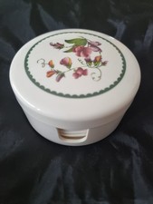 Vintage Melamine Cloverleaf