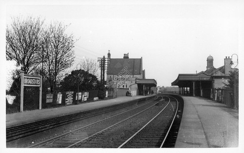 Broadstairs train station - broadstairs,