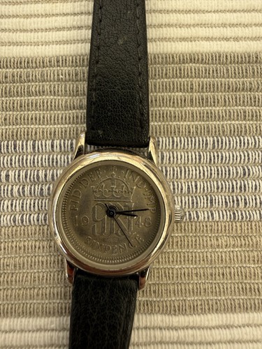 Vintage women wristwatch - vintage,
