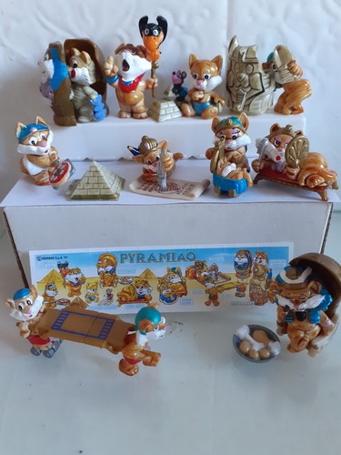 Kinder surprise toys pyramiao - kinder,