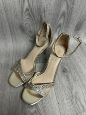 Women’s Head Over Heels