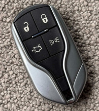GENUINE MASERATI 4 BUTTON