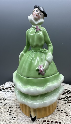 Bavarian art deco half - art,