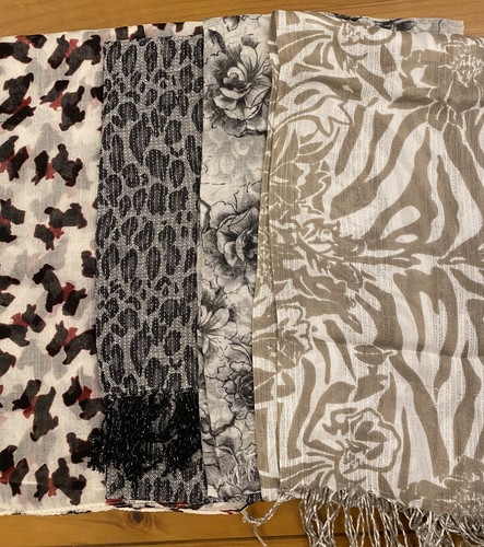 Ladies scarves mixed - 4, in