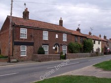 Photo 6x4 Cottages, Coast