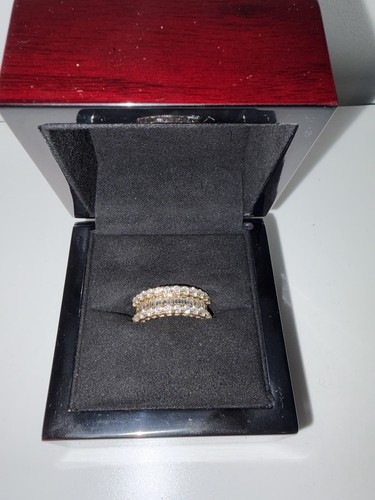 18ct yellow gold - 18ct,