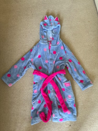 Girls blue with - with, dots
