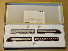 Minitrix 12224 Netherlands/Switzerland TEE set type RAm, N Scale