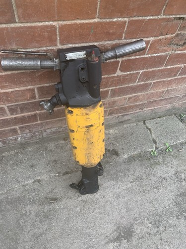Concrete breaker atlas copco - breaker,