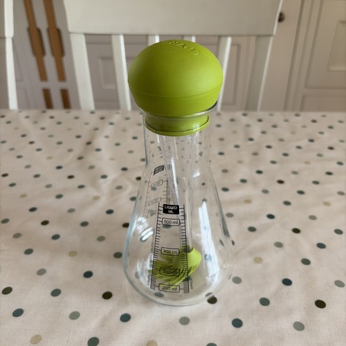 Pyrex kitchen lab - , and
